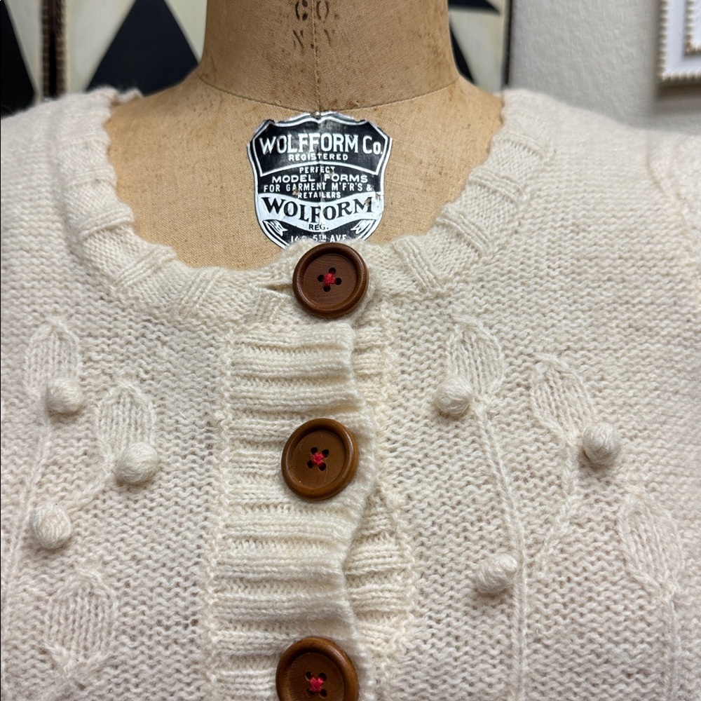Cottagecore Wool/Mohair Cropped Sweater - Picture 3 of 6